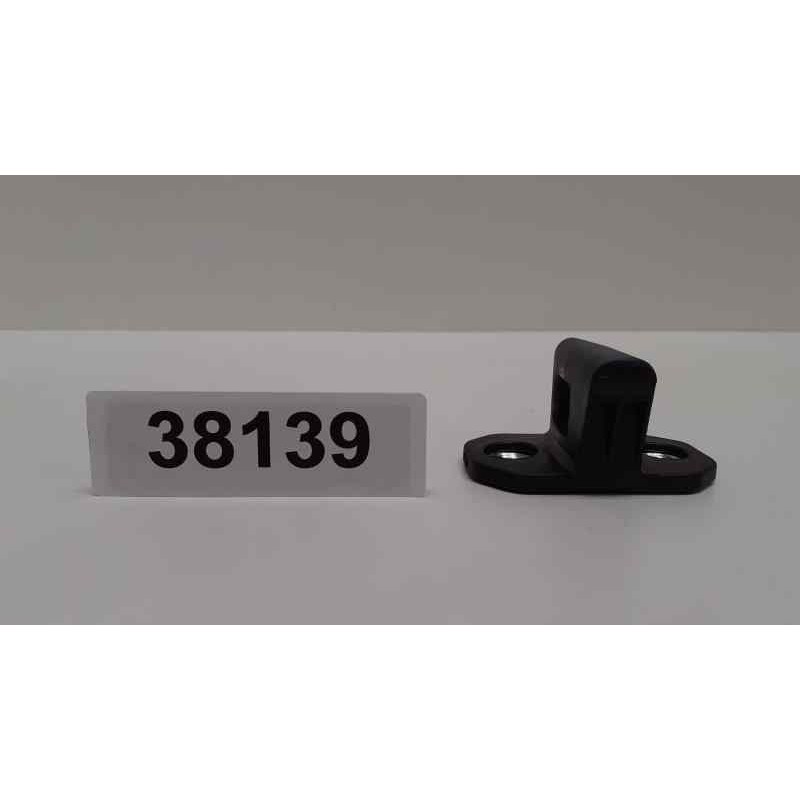 Recambio de puerta trasera izquierda para mercedes clase e (w211) berlina 2.6 cat referencia OEM IAM  38139 