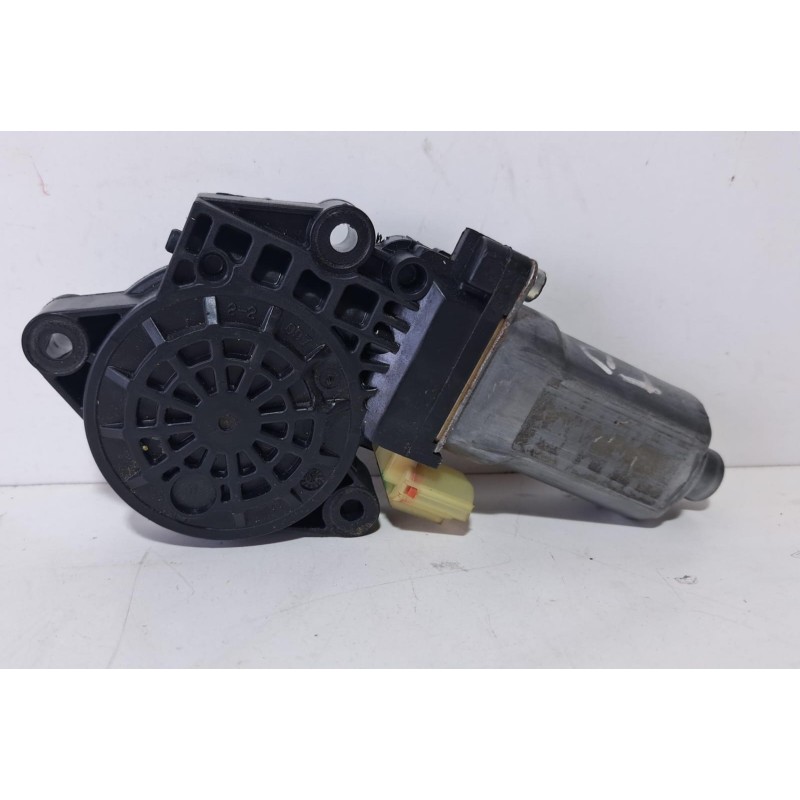 Recambio de motor elevalunas trasero derecho para hyundai tucson (jm) 2.0 crdi comfort (4wd) referencia OEM IAM 834602E000  