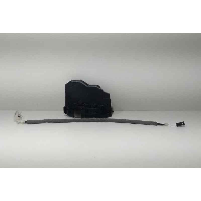 Recambio de cerradura puerta trasera izquierda para bmw serie 5 berlina (e60) 520d referencia OEM IAM 7202147  