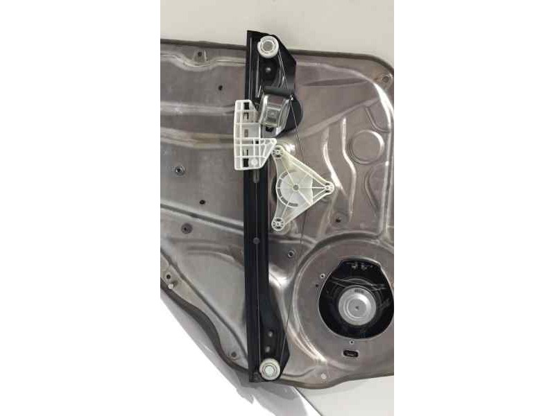 Recambio de elevalunas trasero derecho para mercedes-benz clase c (w204) berlina referencia OEM IAM A2048202902 44447  Recambio de elevalunas trasero derecho para mercedes-benz clase c (w204) berlina referencia OEM IAM A2048202902 44447