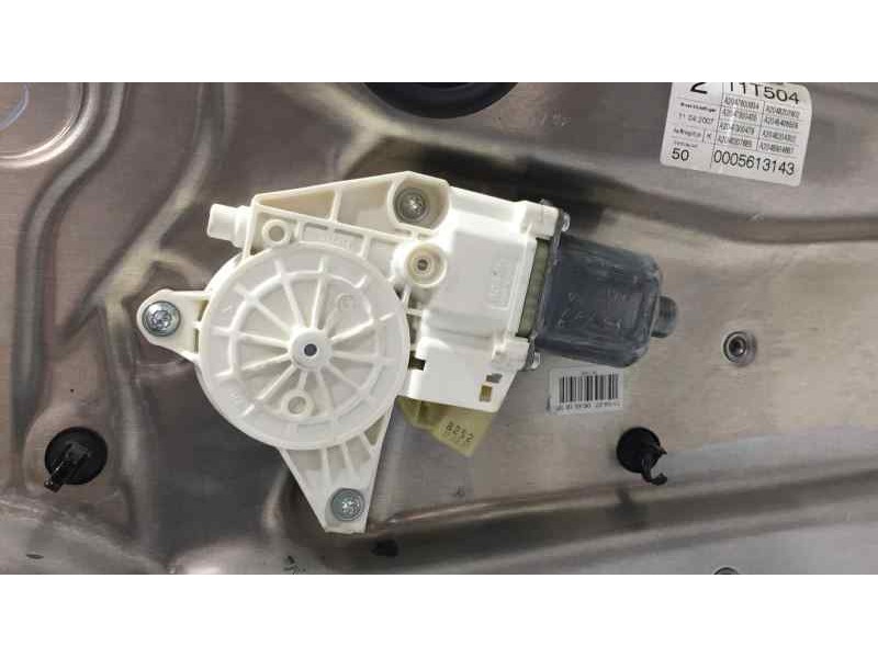 Recambio de elevalunas trasero derecho para mercedes-benz clase c (w204) berlina referencia OEM IAM A2048202902 44447  Recambio de elevalunas trasero derecho para mercedes-benz clase c (w204) berlina referencia OEM IAM A2048202902 44447