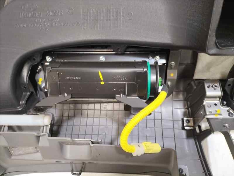 Recambio de salpicadero para hyundai tucson (jm) 2.0 crdi comfort (4wd) referencia OEM IAM 847102E500DD 84929 R