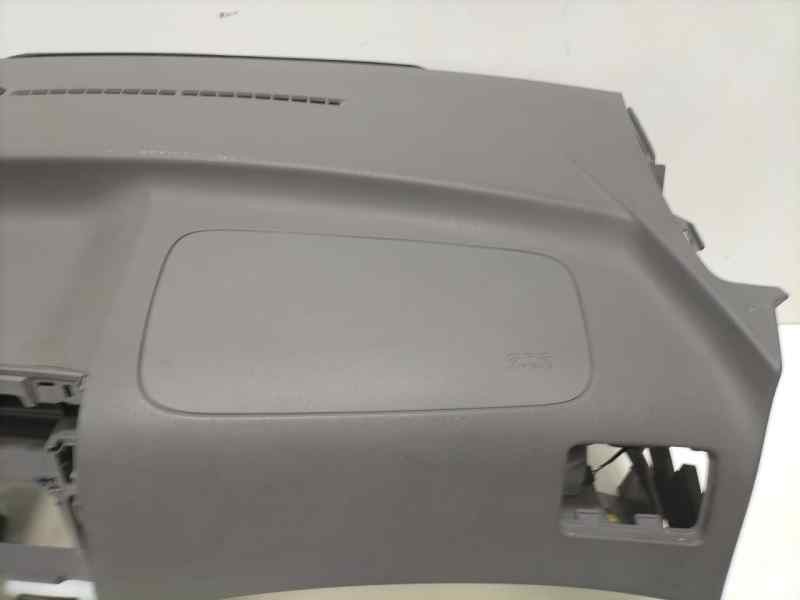 Recambio de salpicadero para hyundai tucson (jm) 2.0 crdi comfort (4wd) referencia OEM IAM 847102E500DD 84929 R