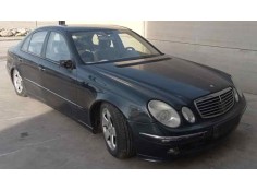 mercedes-benz clase e (w211) berlina del año 2004