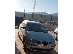 seat ibiza (6l1) del año 2002