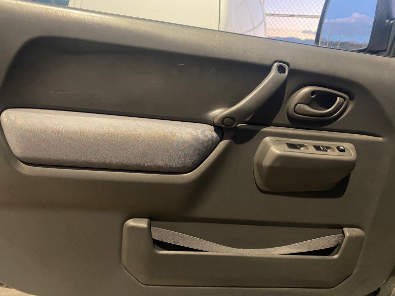 suzuki jimny sn (fj) del año 2002