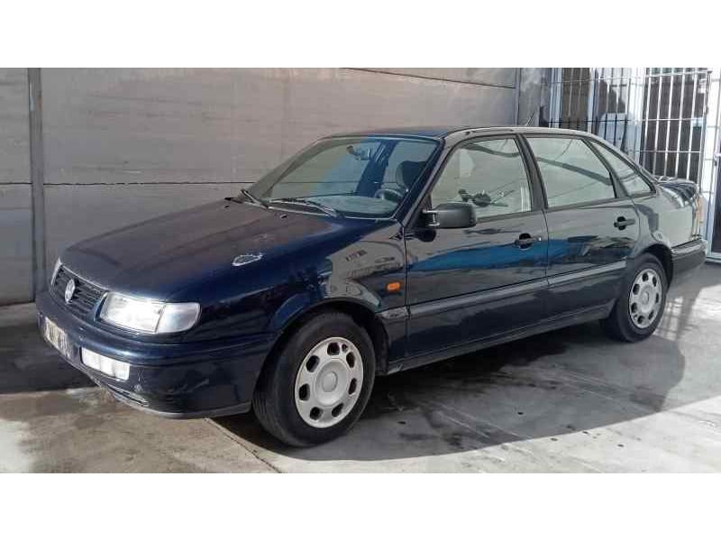 volkswagen passat berlina (3a2) del año 1993