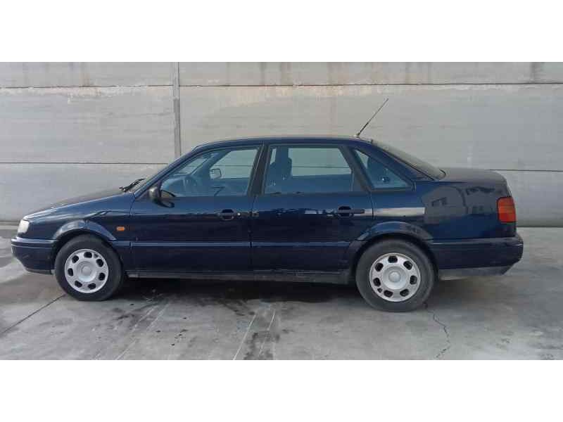 volkswagen passat berlina (3a2) del año 1993