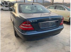 mercedes-benz clase s (w220) berlina del año 2002 2