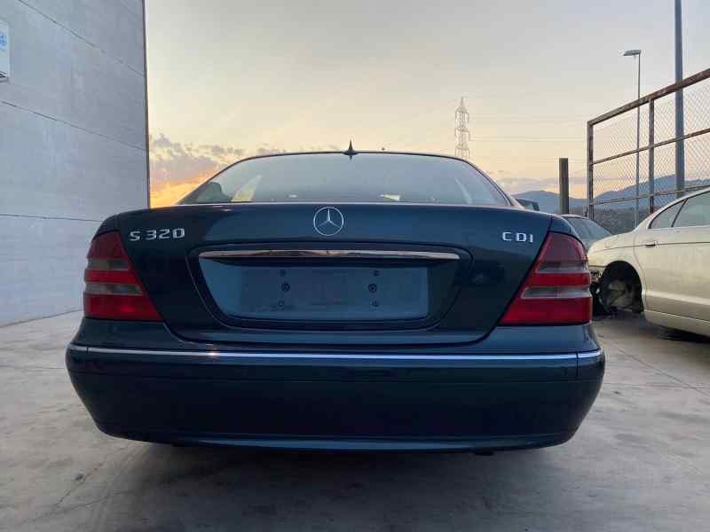 mercedes-benz clase s (w220) berlina del año 2002