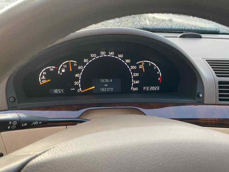 mercedes-benz clase s (w220) berlina del año 2002