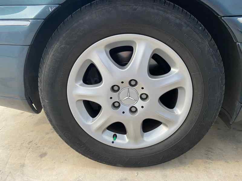 mercedes-benz clase s (w220) berlina del año 2002