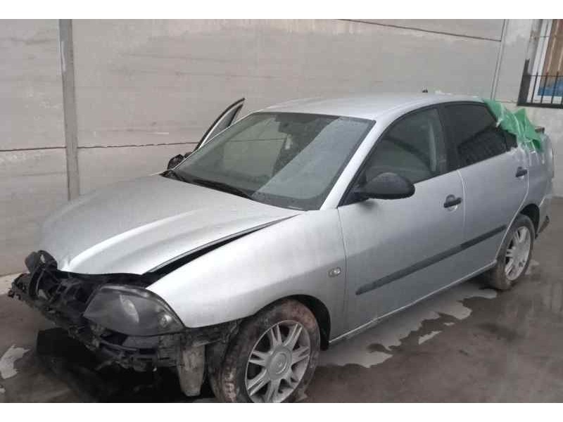 seat cordoba berlina (6l2) del año 2003