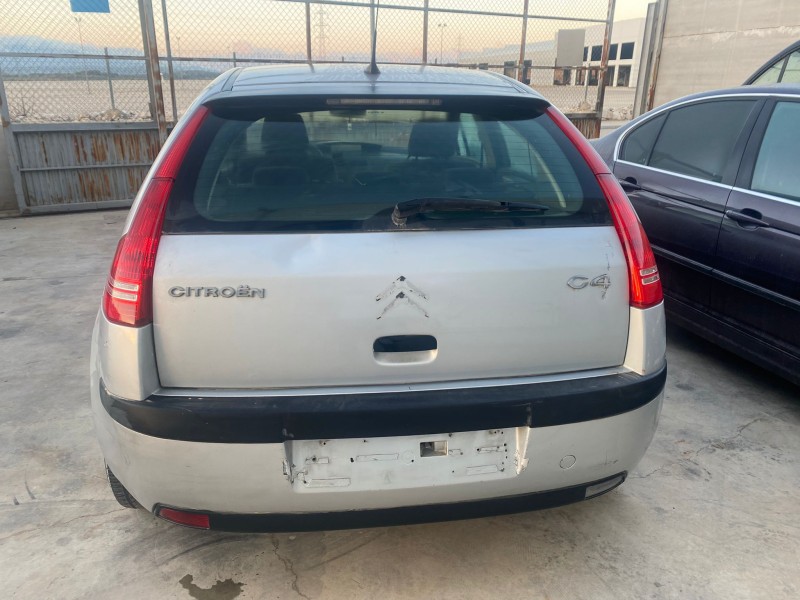 citroën c4 berlina del año 2007
