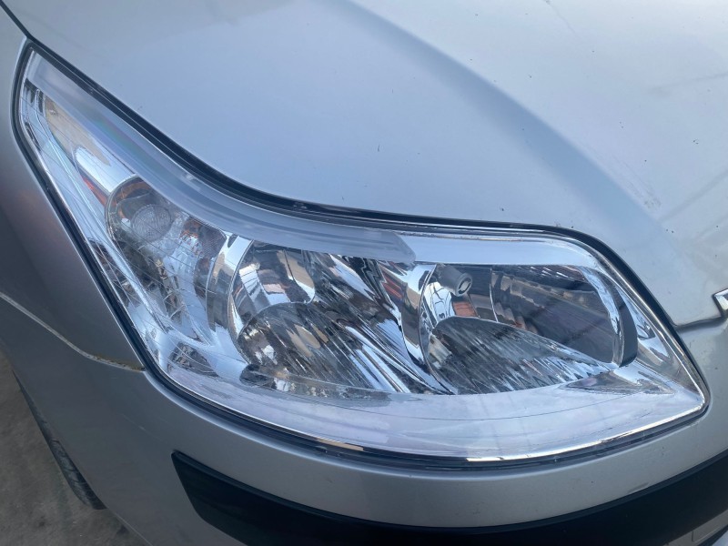 citroën c4 berlina del año 2007