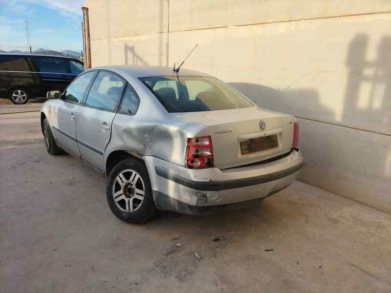 volkswagen passat berlina (3b2) del año 1998