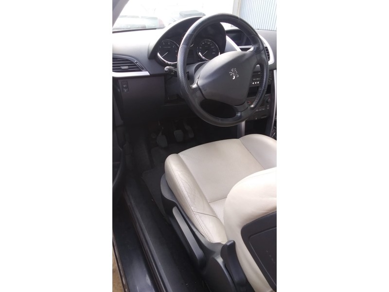 peugeot 207 cc del año 2008