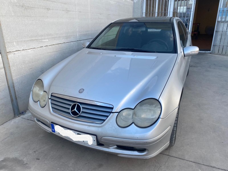 mercedes-benz clase c (w203) sportcoupe del año 2002