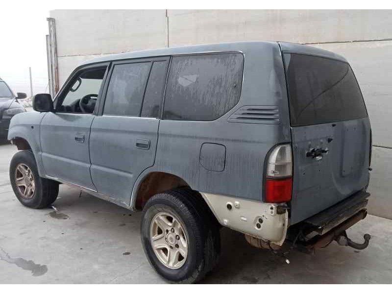 toyota land cruiser (j9) del año 2000