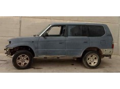 toyota land cruiser (j9) del año 2000 2