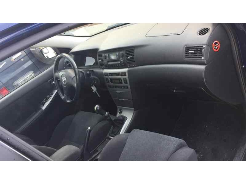 toyota corolla (e12) del año 2002