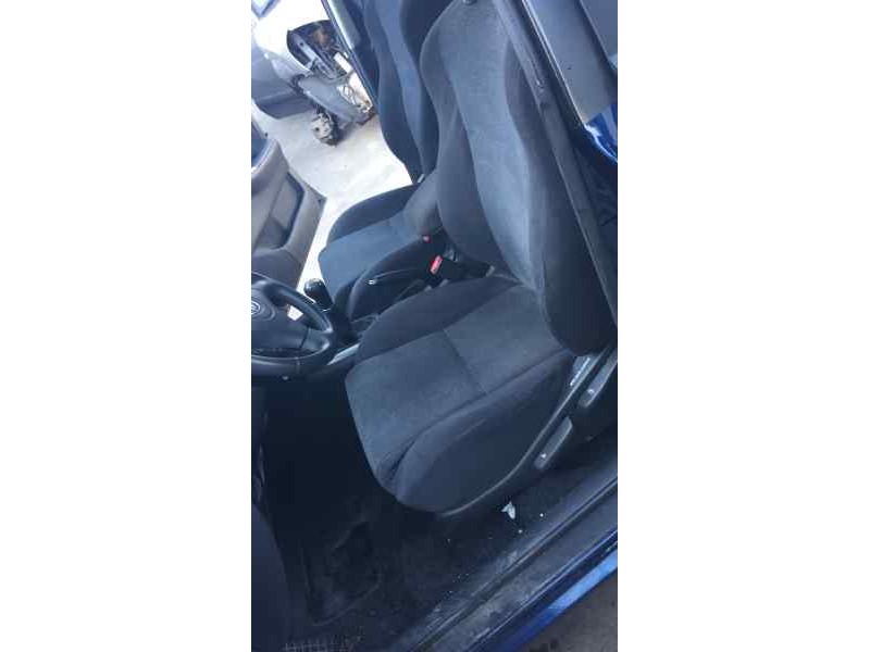 toyota corolla (e12) del año 2002