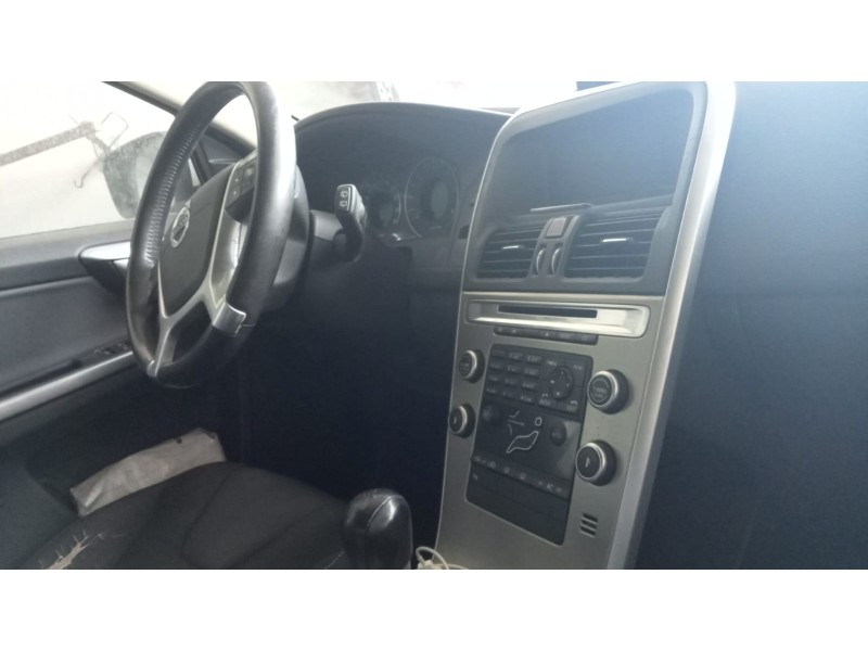 volvo xc60 del año 2010