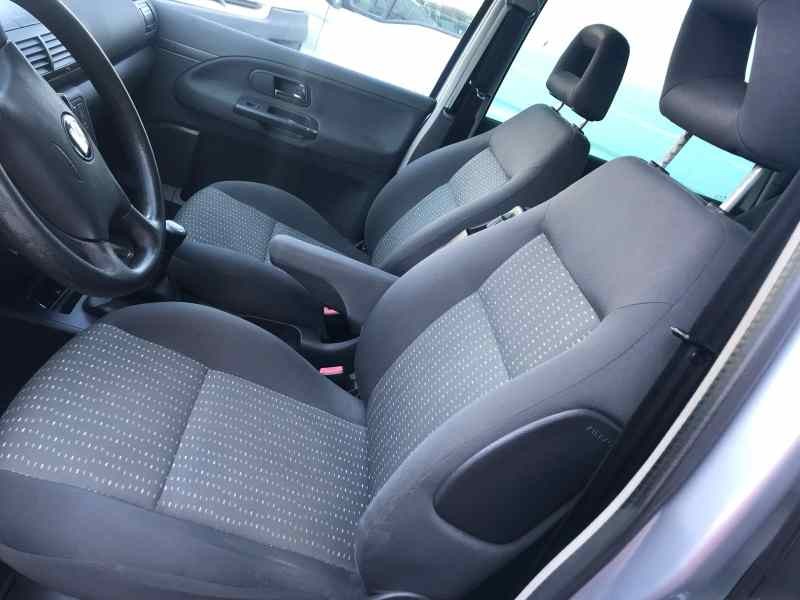 seat alhambra (7v9) del año 2005