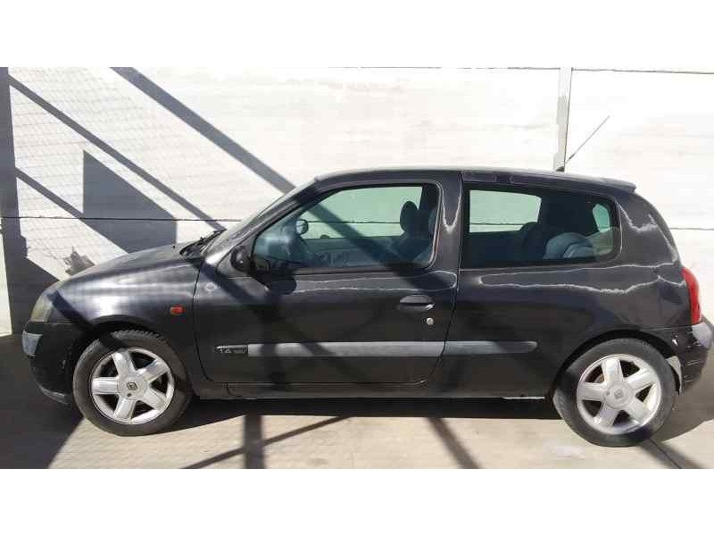 renault clio ii fase ii (b/cb0) del año 2001