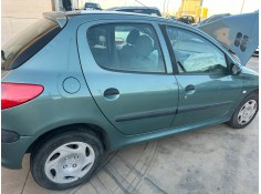 peugeot 206 berlina del año 2001