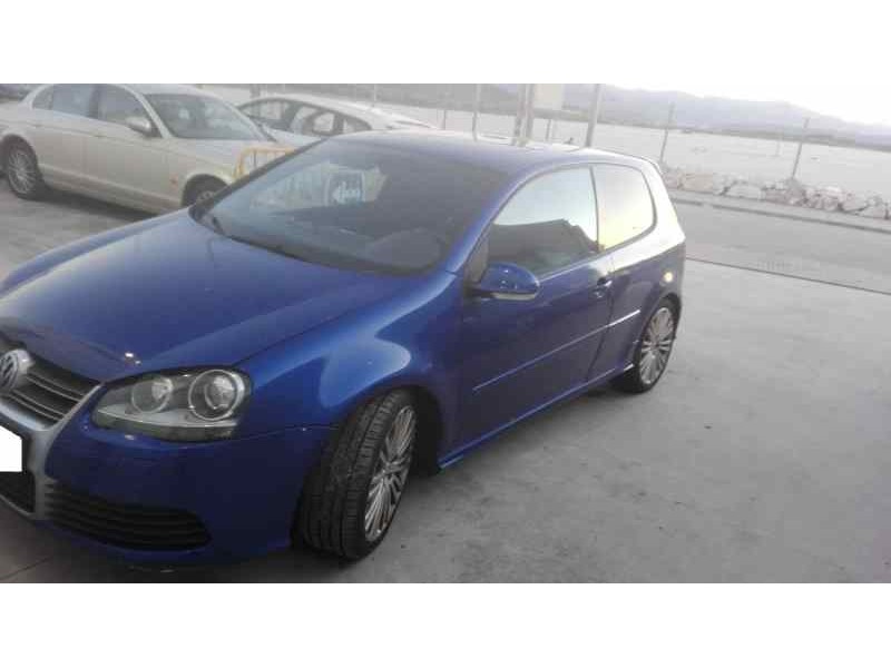 volkswagen golf v berlina (1k1) del año 2005