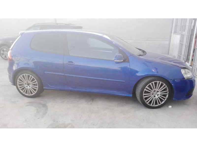 volkswagen golf v berlina (1k1) del año 2005