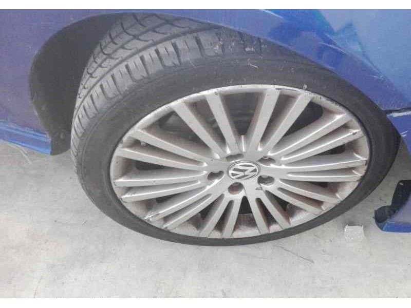 volkswagen golf v berlina (1k1) del año 2005