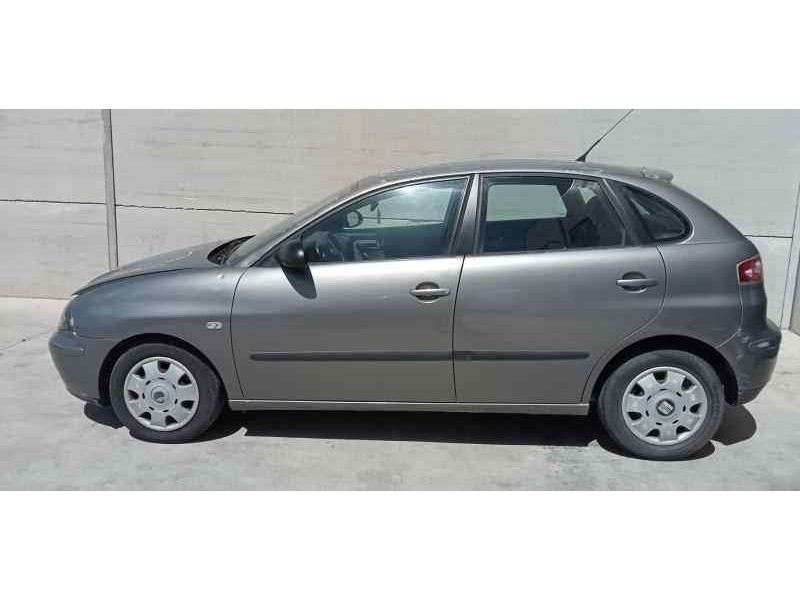 seat ibiza (6l1) del año 2003