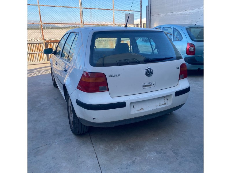 volkswagen golf iv berlina (1j1) del año 1998