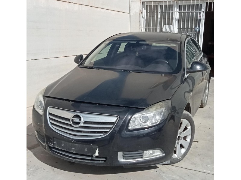 opel insignia berlina del año 2009