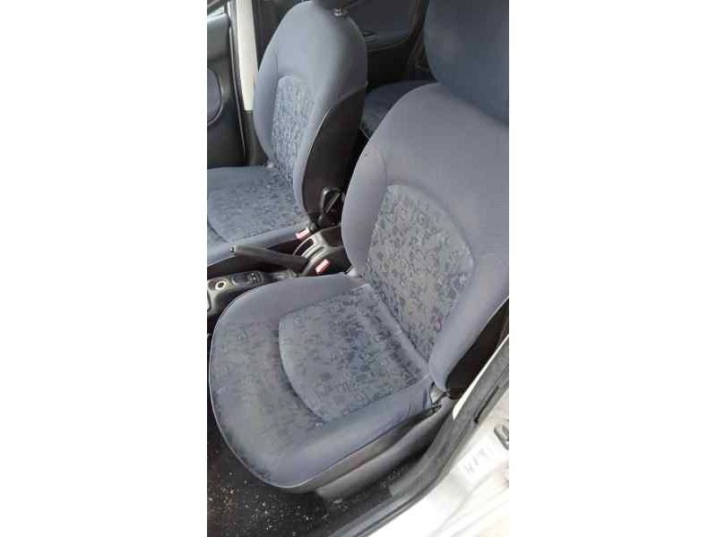 peugeot 206 berlina del año 1998