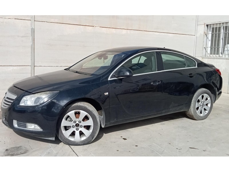opel insignia berlina del año 2009