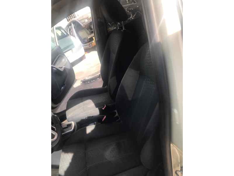 ford fiesta (cb1) del año 2010