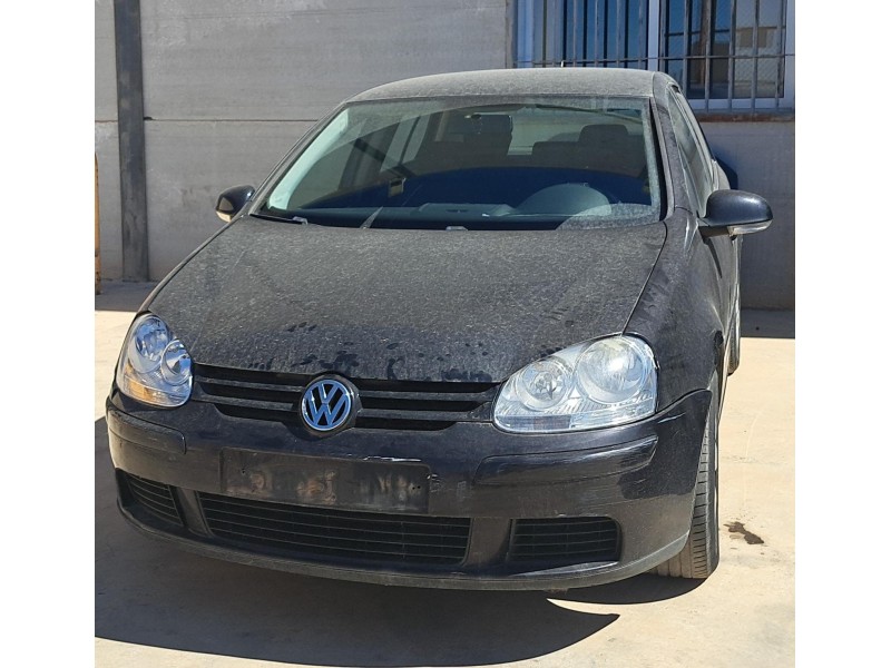 volkswagen golf v berlina (1k1) del año 2007