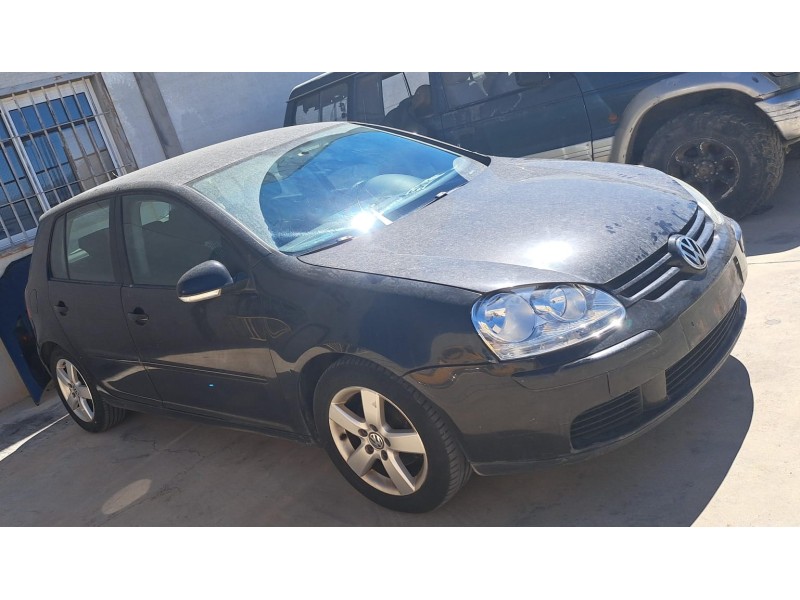 volkswagen golf v berlina (1k1) del año 2007