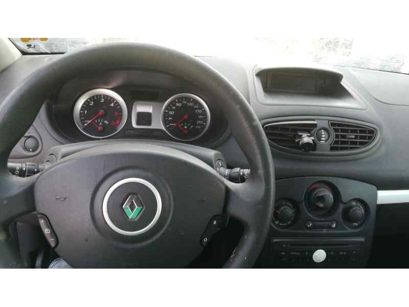 renault clio iii del año 2009