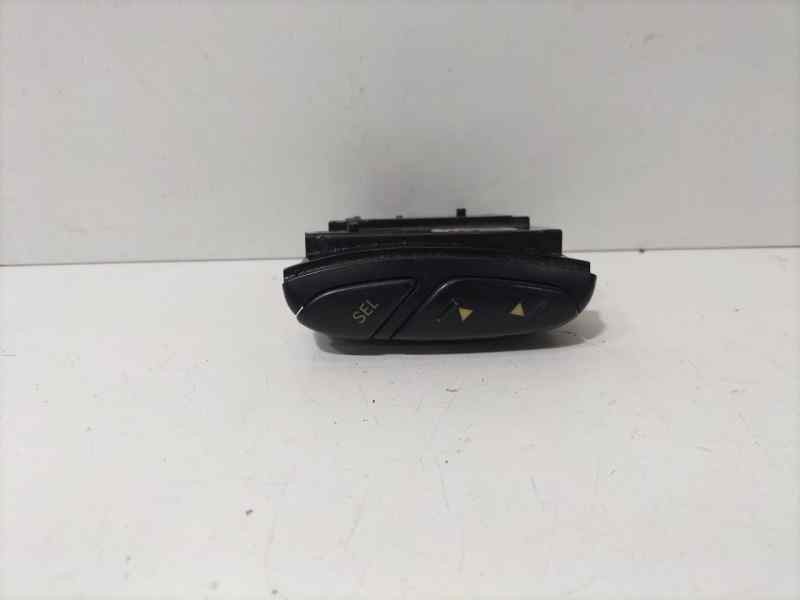 Recambio de mando volante para toyota corolla (e12) 2.0 d-4d linea sol berlina referencia OEM IAM 8623013010 83589 