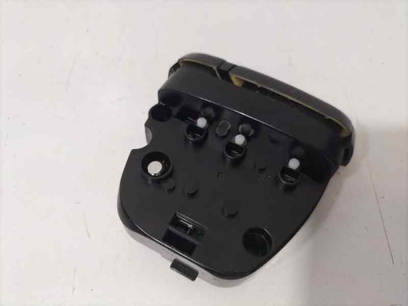 Recambio de mando volante para toyota corolla (e12) 2.0 d-4d linea sol berlina referencia OEM IAM 8623013010 83589 