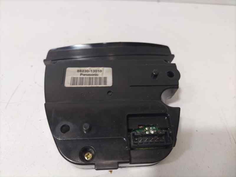 Recambio de mando volante para toyota corolla (e12) 2.0 d-4d linea sol berlina referencia OEM IAM 8623013010 83589 