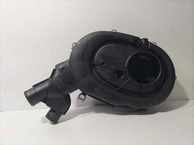 Recambio de filtro aire para renault rapid/express (f40) 1.4 familiar (f402/40m) referencia OEM IAM 7700852699 84644 