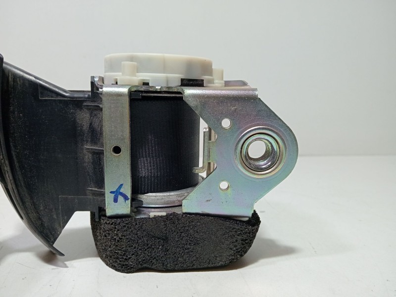 Recambio de cinturon seguridad trasero derecho para volkswagen scirocco (137) 1.4 tsi (118kw) referencia OEM IAM 1K8857806  