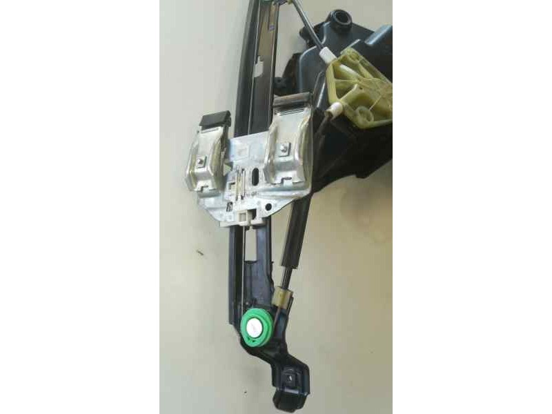 Recambio de elevalunas trasero derecho para seat leon (1p1) referencia OEM IAM 1K0959704N 44649 