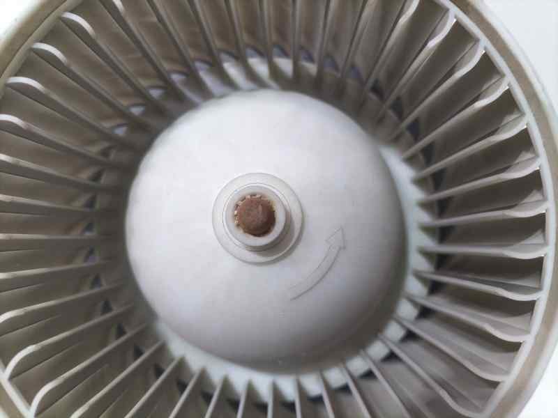 Recambio de motor calefaccion para opel corsa e selective pro referencia OEM IAM 13335075 84801 