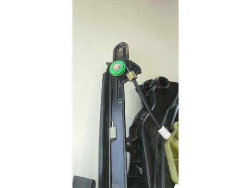 Recambio de elevalunas trasero derecho para seat leon (1p1) referencia OEM IAM 1K0959704N 44649 